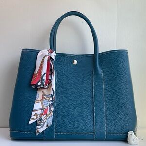 Garden Party Style Handbag New Without Tag 🏷️